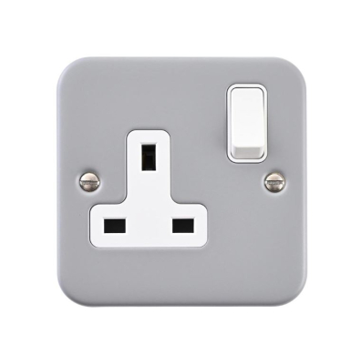ELEX 1g 13a Metal Clad Switched Socket
